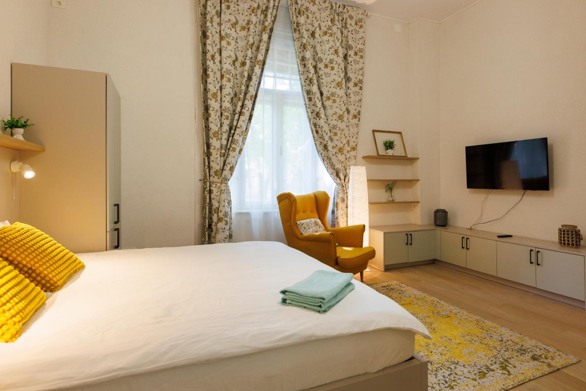 Victoriei Square Apartment 蒂米什瓦拉 外观 照片